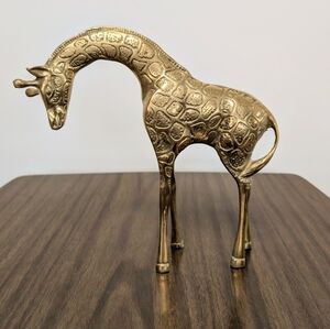 Bright Shiny Brass Giraffe Statue Figurine Gold Tone